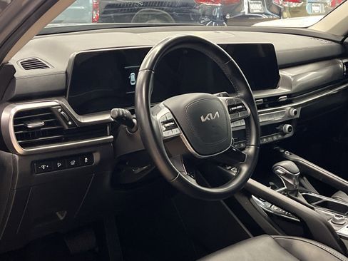 Used 2025 Kia Telluride S AWD/4WD image 15