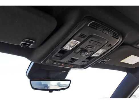 Used 2023 Cadillac Escalade ESV Premium Luxury image 11