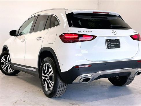 New 2026 Mercedes-Benz GLA 250 4MATIC image 12