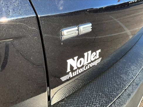 Certified 2022 Ford Escape SE w/ Cold Weather Package image 8