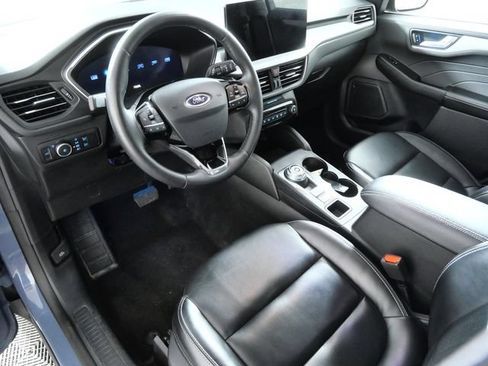 Certified 2024 Ford Escape Platinum AWD/4WD image 4