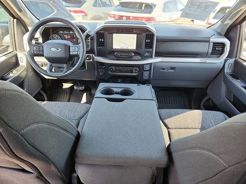 Used 2023 Ford F150 XLT image 11