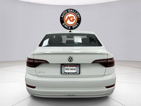 Used 2019 Volkswagen Jetta S image 6