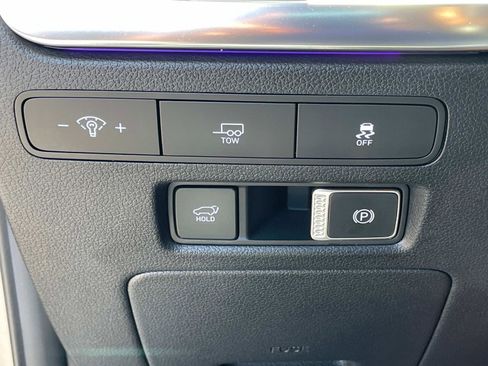 Used 2025 Hyundai Palisade Calligraphy image 18