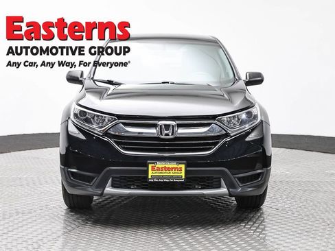 Used 2017 Honda CR-V LX image 2