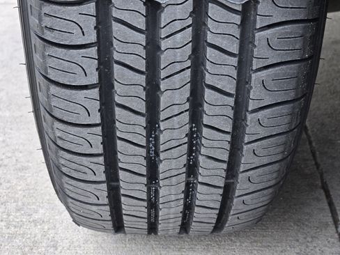 Used 2012 Toyota Camry LE image 13