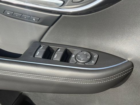 Used 2025 Buick Envision Preferred image 25