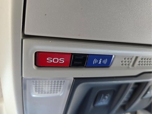 Used 2021 Subaru Forester Premium image 22