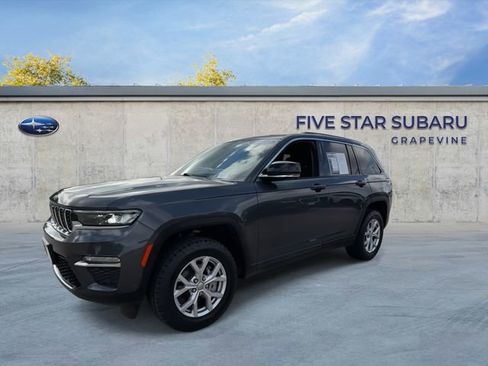 Used 2022 Jeep Grand Cherokee Limited w/ Luxury Tech Group II AWD/4WD image 4
