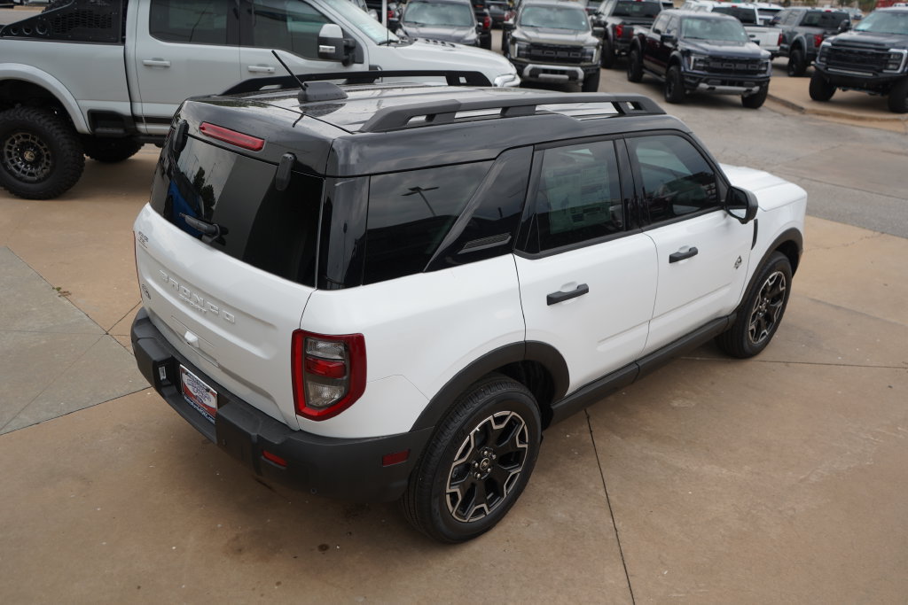 New 2026 Ford Bronco Sport Outer Banks w/ Outer Banks Tech Package+ AWD/4WD image 15