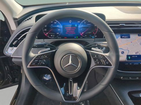 Certified 2024 Mercedes-Benz E 350 4MATIC Sedan image 27