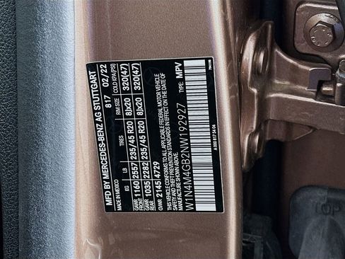 Used 2022 Mercedes-Benz GLB 250 image 36