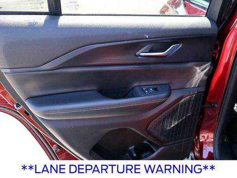 Used 2024 Jeep Grand Cherokee Altitude RWD image 28