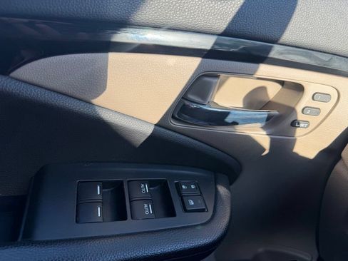 Used 2021 Honda Pilot Elite image 27