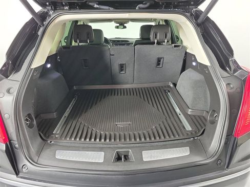 Used 2019 Cadillac XT5 Luxury image 8