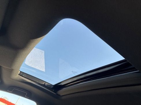 Used 2022 Honda Pilot TrailSport image 28