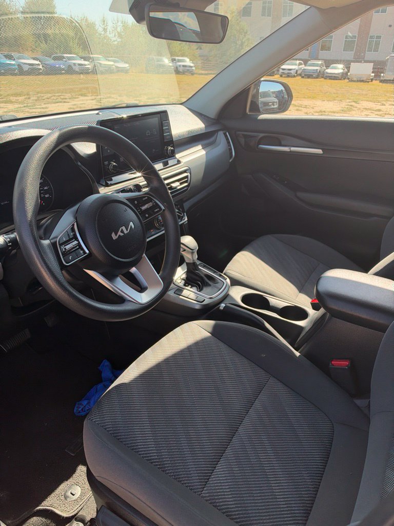 Certified 2023 Kia Seltos LX AWD/4WD image 9