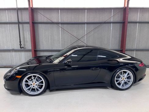 Used 2019 Porsche 911 Carrera image 1
