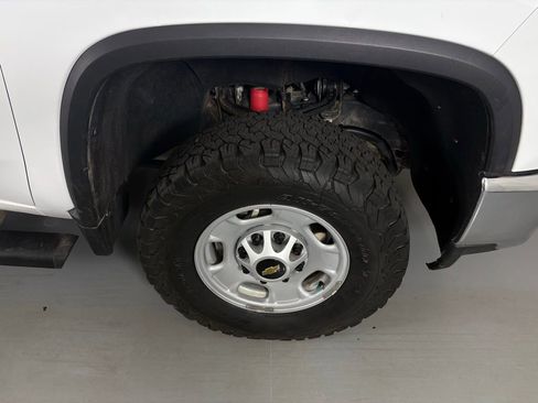 Used 2022 Chevrolet Silverado 2500 W/T w/ WT Convenience Package image 13