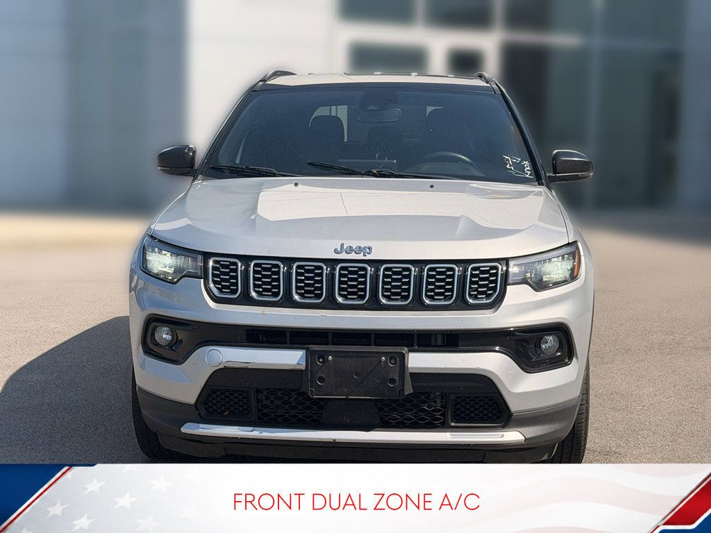 Used 2024 Jeep Compass Limited AWD/4WD image 3