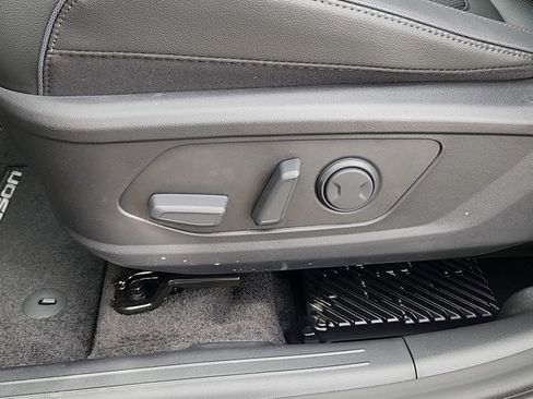 New 2026 Hyundai Tucson Limited image 8