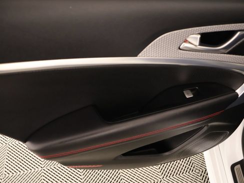 Used 2023 Genesis G70 2.0T w/ Sport Prestige Package RWD image 18