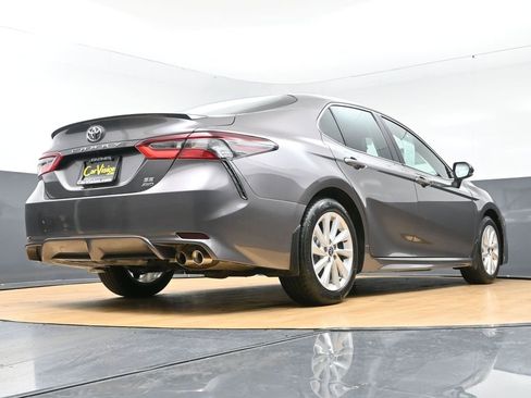 Used 2024 Toyota Camry SE image 48