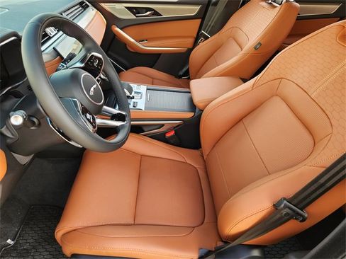 Used 2026 Jaguar F-PACE R-Dynamic S image 13