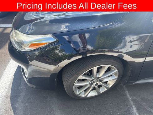 Used 2014 Toyota Avalon Limited w/ Technology Package FWD image 9