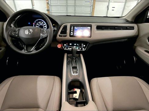 Used 2021 Honda HR-V EX-L image 14