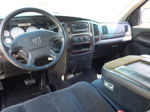 Used 2002 Dodge Ram 1500 Truck 2WD Quad Cab image 12