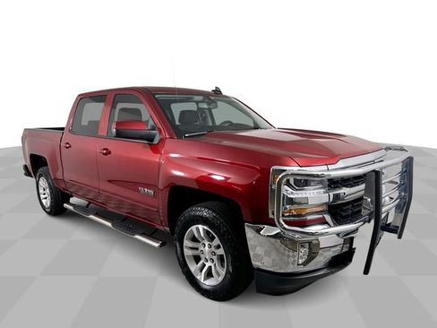 Used 2018 Chevrolet Silverado 1500 LT w/ Texas Edition AWD/4WD image 2