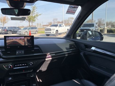 Used 2023 Audi SQ5 Premium Plus w/ Premium Plus Package image 47