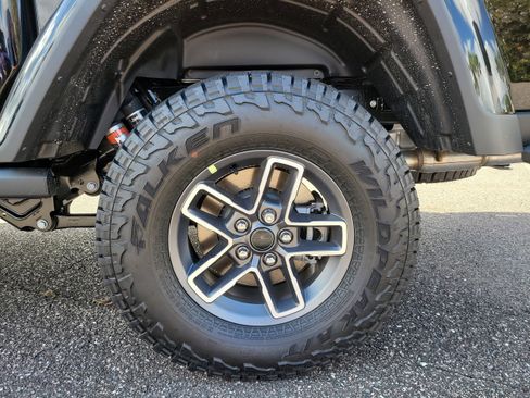 New 2026 Jeep Gladiator Mojave AWD/4WD image 9