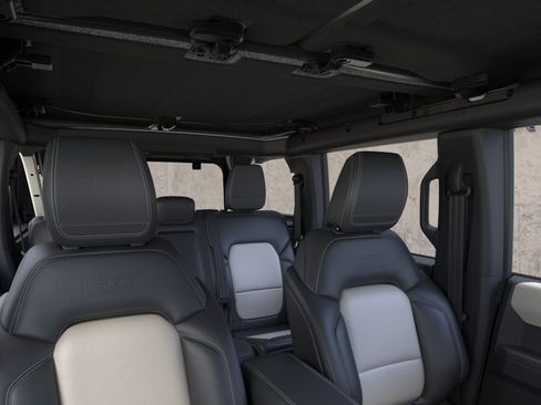 New 2026 Ford Bronco Outer Banks AWD/4WD image 12