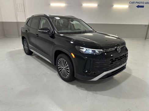 New 2025 Volkswagen Tiguan S image 4