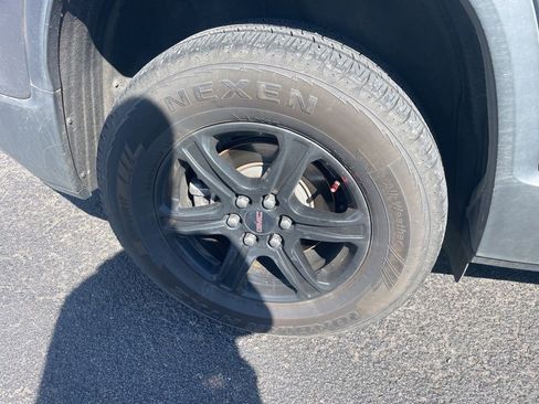 Used 2021 GMC Acadia AT4 w/ LPO, Floor Liner Package image 10