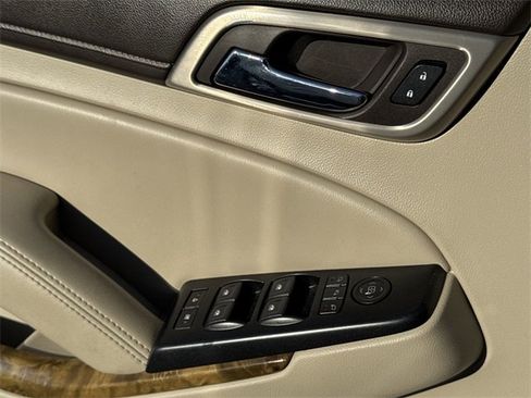 Used 2017 GMC Yukon Denali w/ Open Road Package image 25