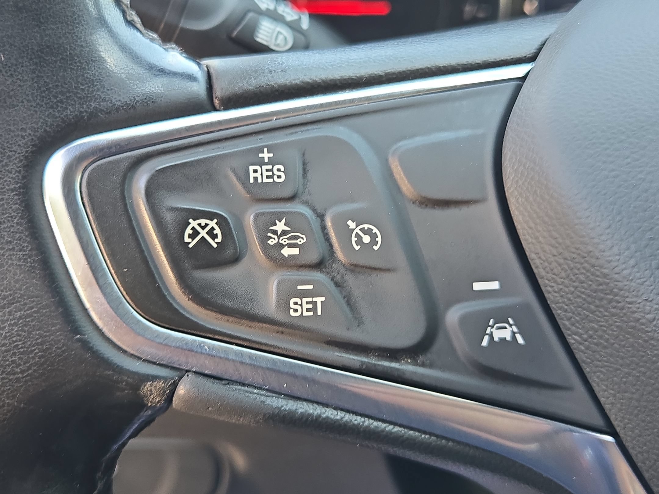 Used 2024 Chevrolet Equinox LT AWD/4WD image 26