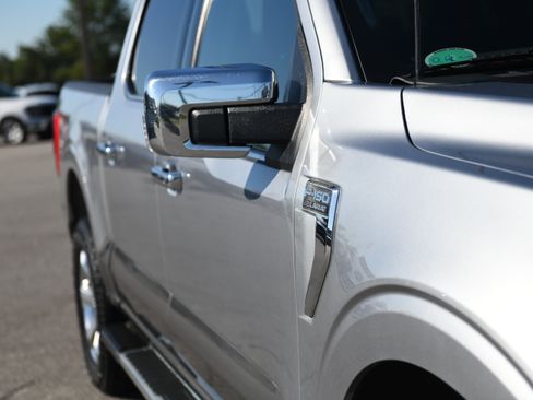 Used 2022 Ford F150 Lariat AWD/4WD image 5