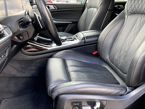 Used 2025 BMW X7 xDrive40i image 7