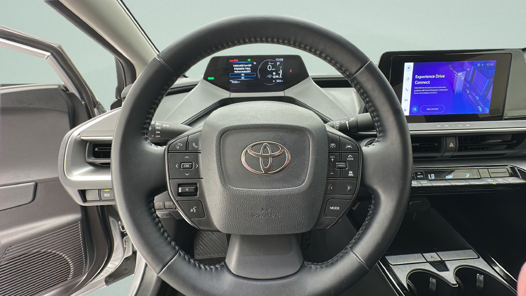 Used 2025 Toyota Prius LE FWD image 14