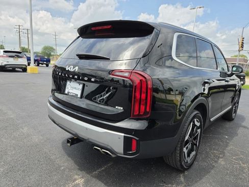 Used 2023 Kia Telluride S AWD/4WD image 5