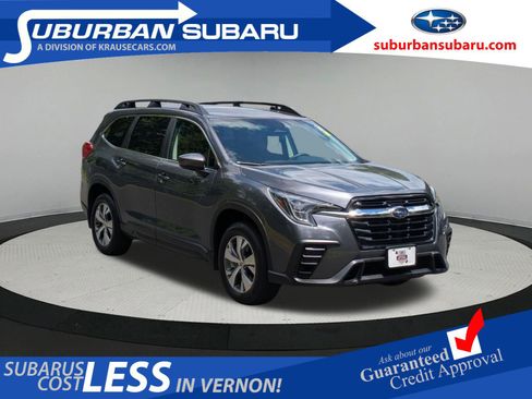 Certified 2025 Subaru Ascent Premium AWD/4WD image 1