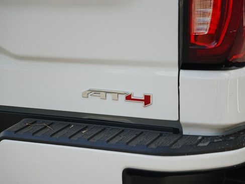 New 2026 GMC Sierra 1500 AT4 w/ AT4 Premium Package image 8