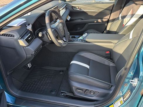 New 2026 Toyota Camry SE FWD image 10