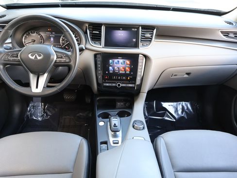 Certified 2023 INFINITI QX50 Luxe image 18