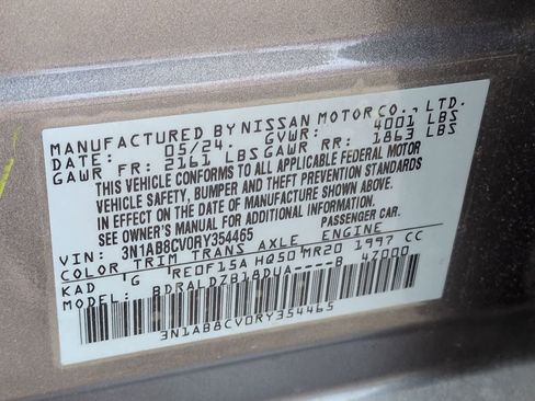 Used 2024 Nissan Sentra SV FWD image 26
