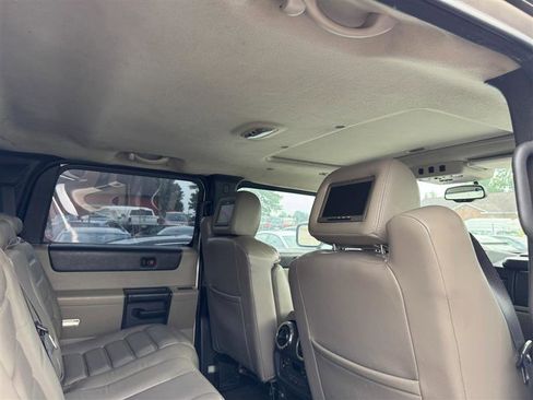 Used 2005 HUMMER H2 SUT w/ Preferred Equipment Group image 22