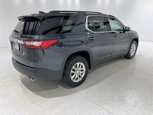 Used 2021 Chevrolet Traverse LT image 5